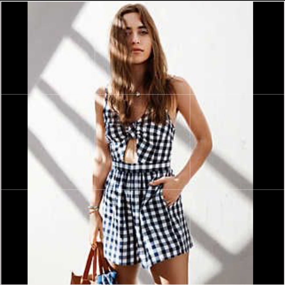 American Eagle Outfitters Keyhole Gingham Romper
